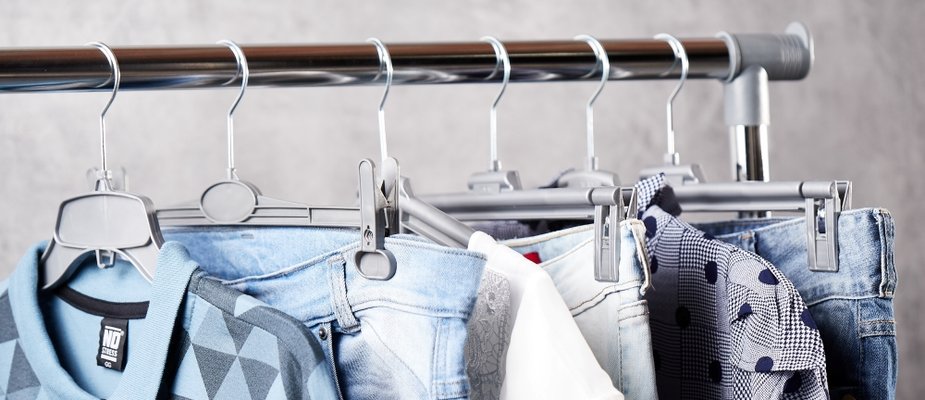 Cabide de Plástico para Blusa - Organização Prática e Eficiente Cabide de Plástico para Blusa - Organização Prática e Eficiente